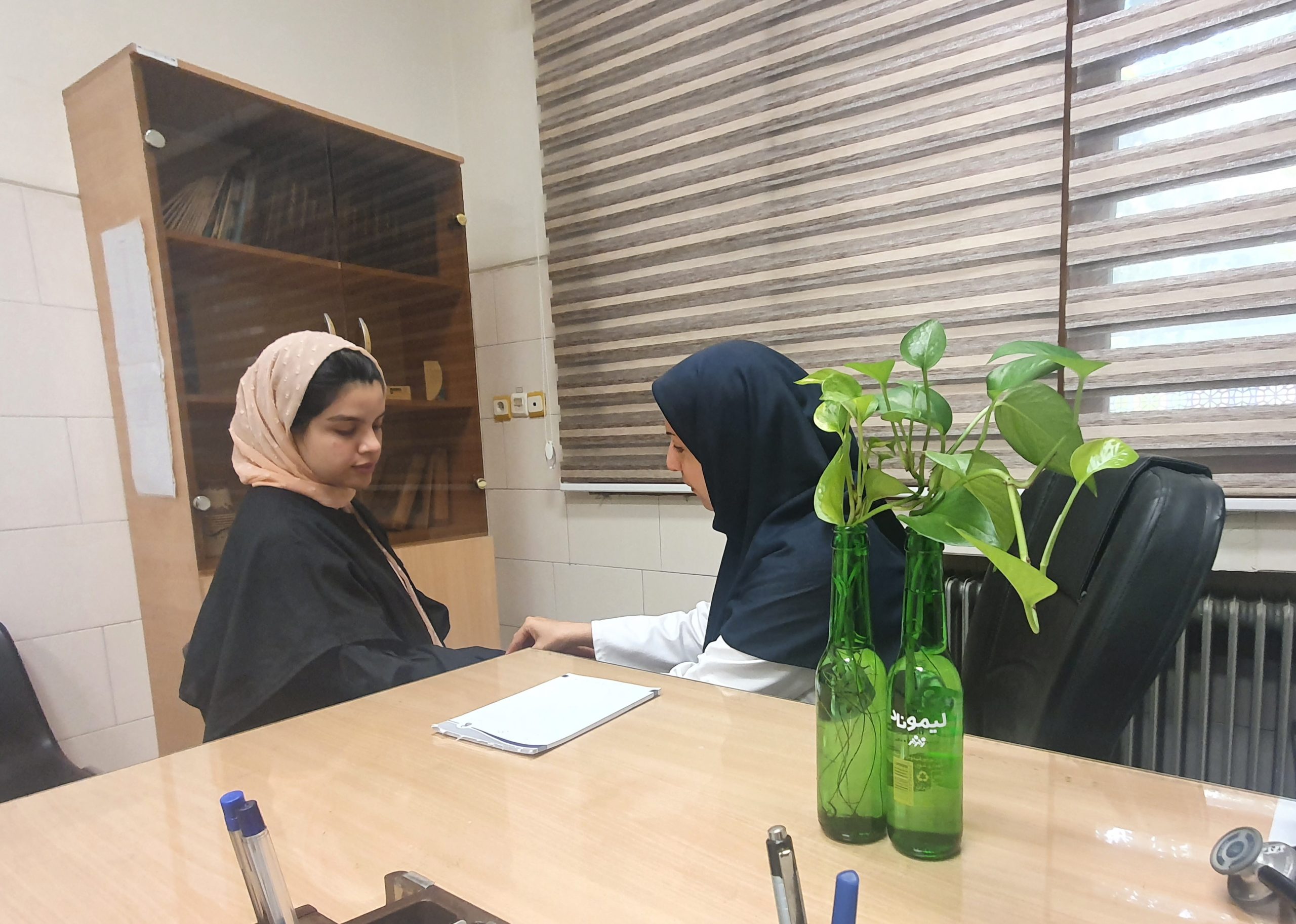 دکتر الهام اختری